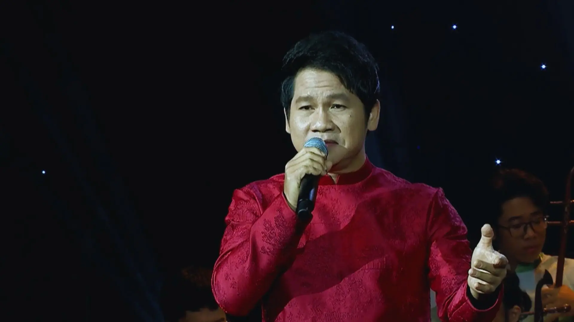 Hà Nội linh thiêng hào hoa